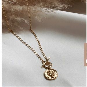 18K gold plated clasp necklace